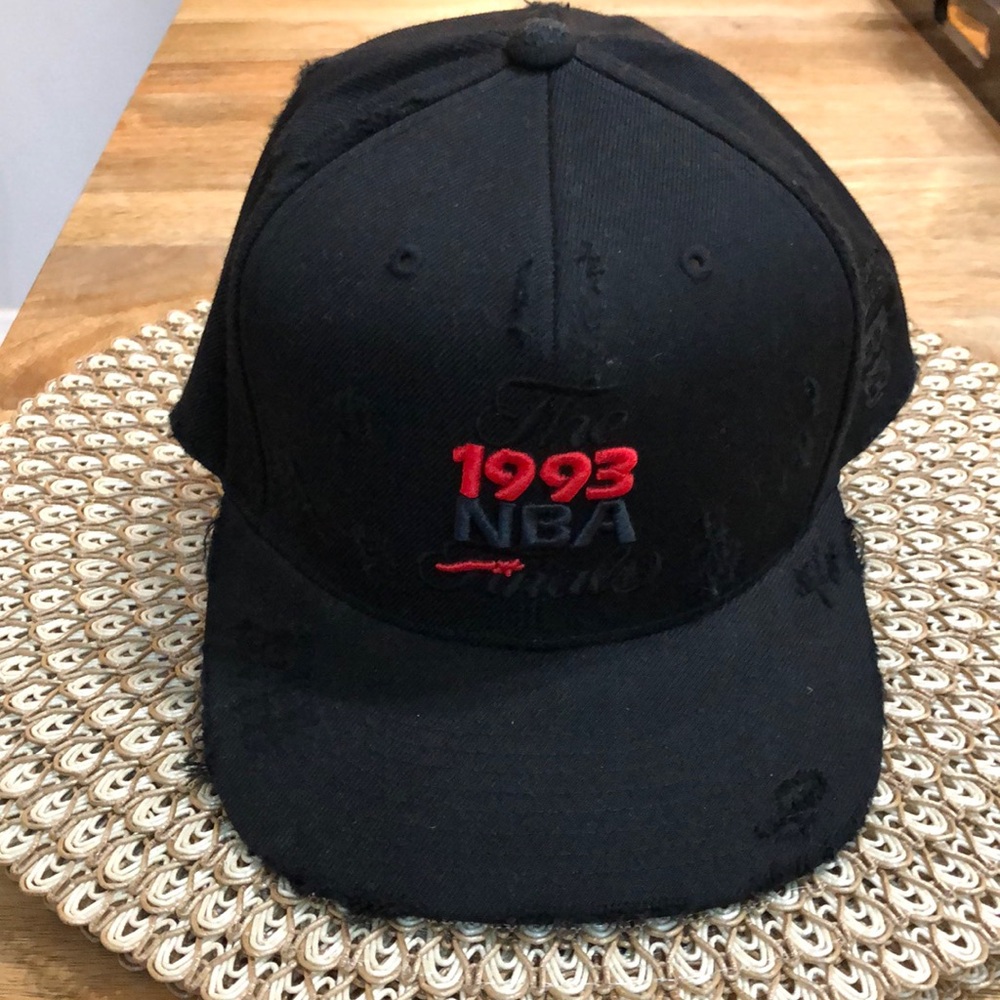 Mitchell & Ness 1993 NBA Finals Chicago Bulls Distressed Snapback Hat